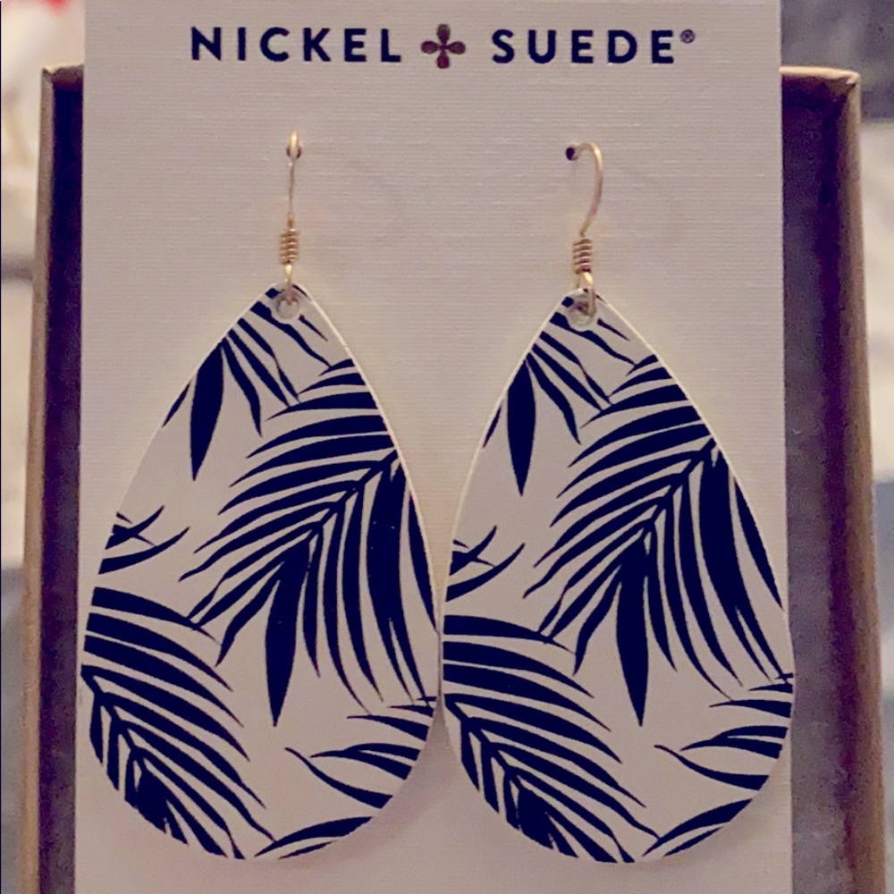 Nickel & Suede size Small store exclusives